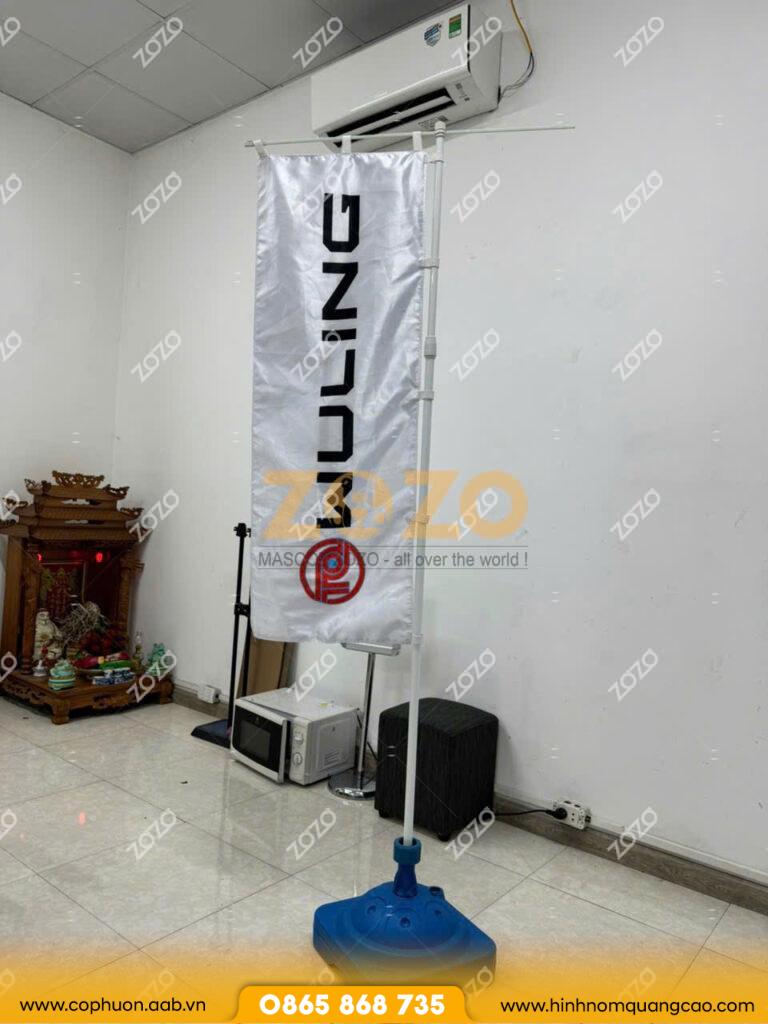 Top Nơi Làm Cờ Phướn Quảng Cáo Giá Xưởng Tại TPHCM Uy Tín, Chất Lượng 1 Cờ phướn Showroom ô tô