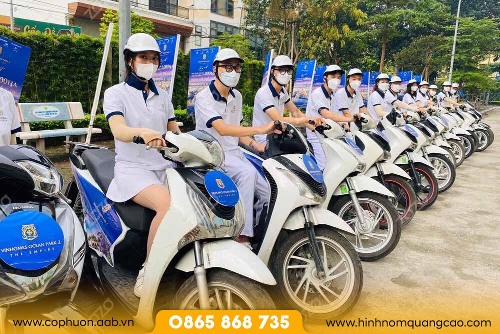 Cờ phướn Roadshow Giá Rẻ 4 Cờ phướn Roadshow mua ở đâu