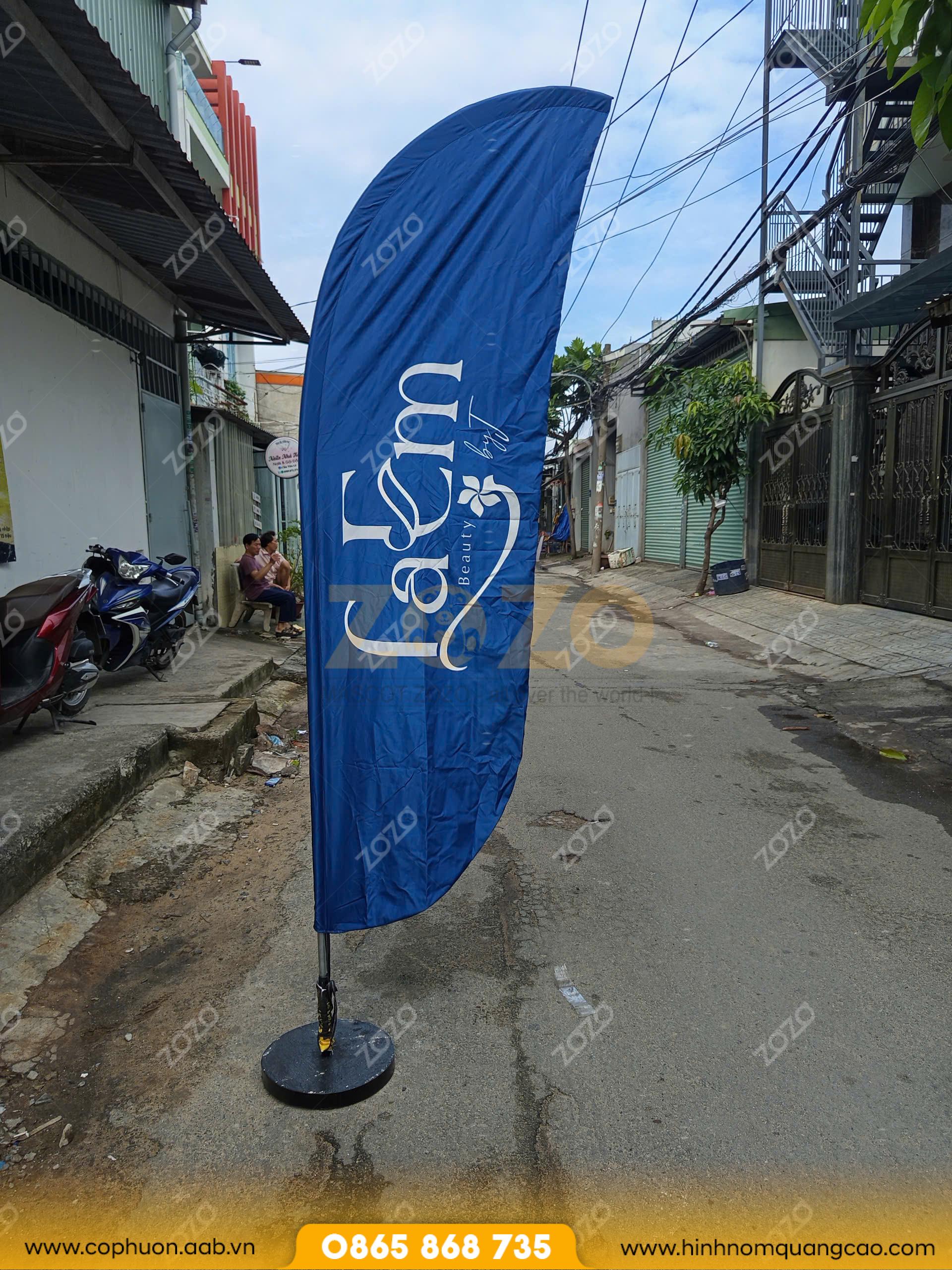 Xưởng may cờ cánh buồm giá rẻ 4 May cờ phướn quảng cáo đẹp