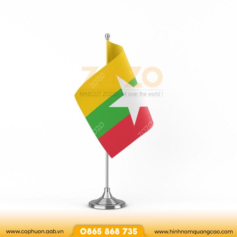 Cờ để bàn công ty + cờ tổ quốc thiết kế chuyên nghiệp 3 Cờ để bàn công ty + cờ tổ quốc thiết kế chuyên nghiệp