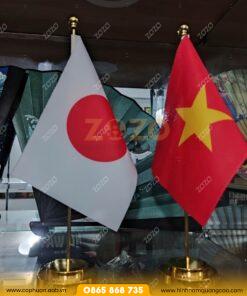 Trang chủ 132 Cờ để bàn Việt Nam – Nhật Bản may sẵn