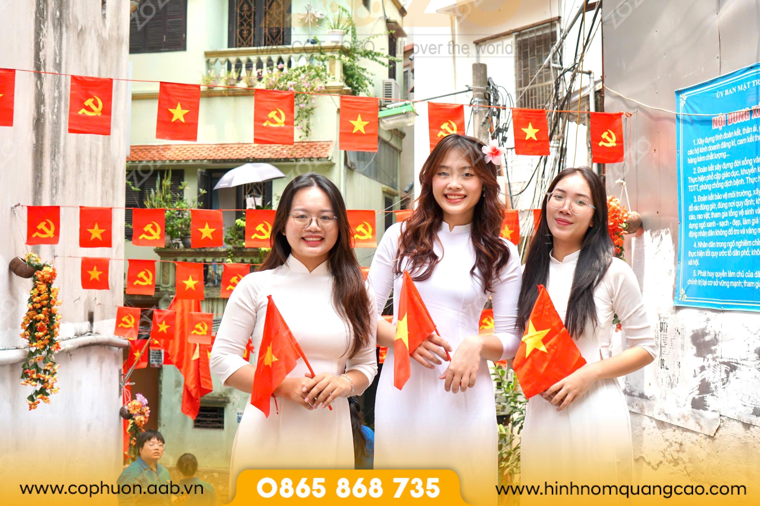 CỜ CẦM TAY