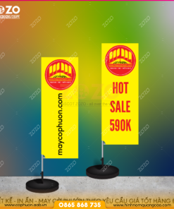 In Cờ Phướn Chữ Nhật Quảng Cáo Số Lượng Lớn – Sản Xuất Trực Tiếp Tại Xưởng ZoZo