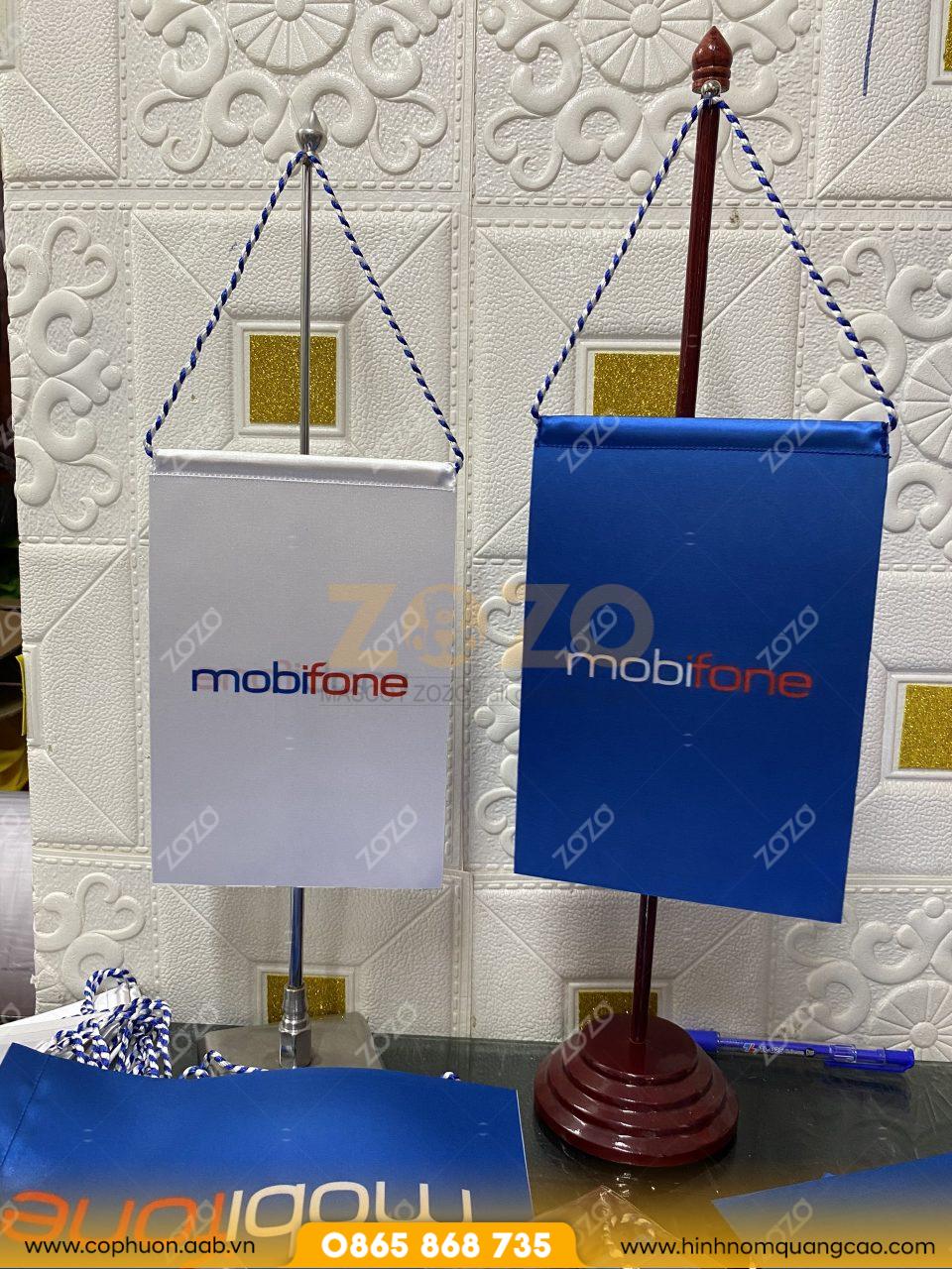 Xưởng Sản Xuất Cờ Để Bàn & Cờ In Logo Theo Yêu Cầu